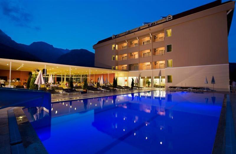 Castle Park Hotel Beldibi  Exterior foto